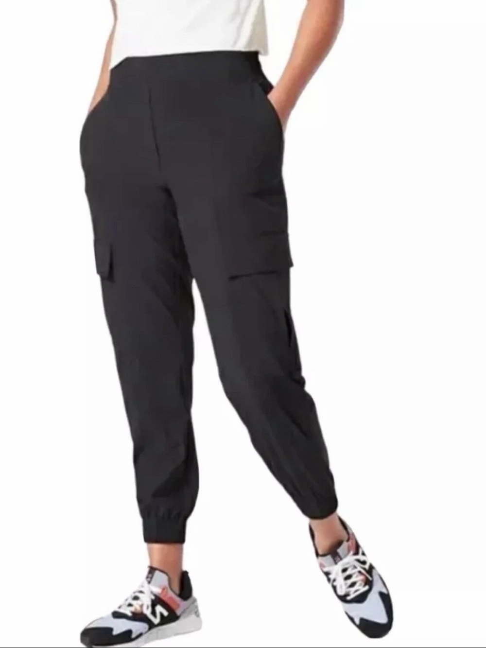 Athleta Black Chelsea Cargo Pant Lightweight Travel Jogger Size 4